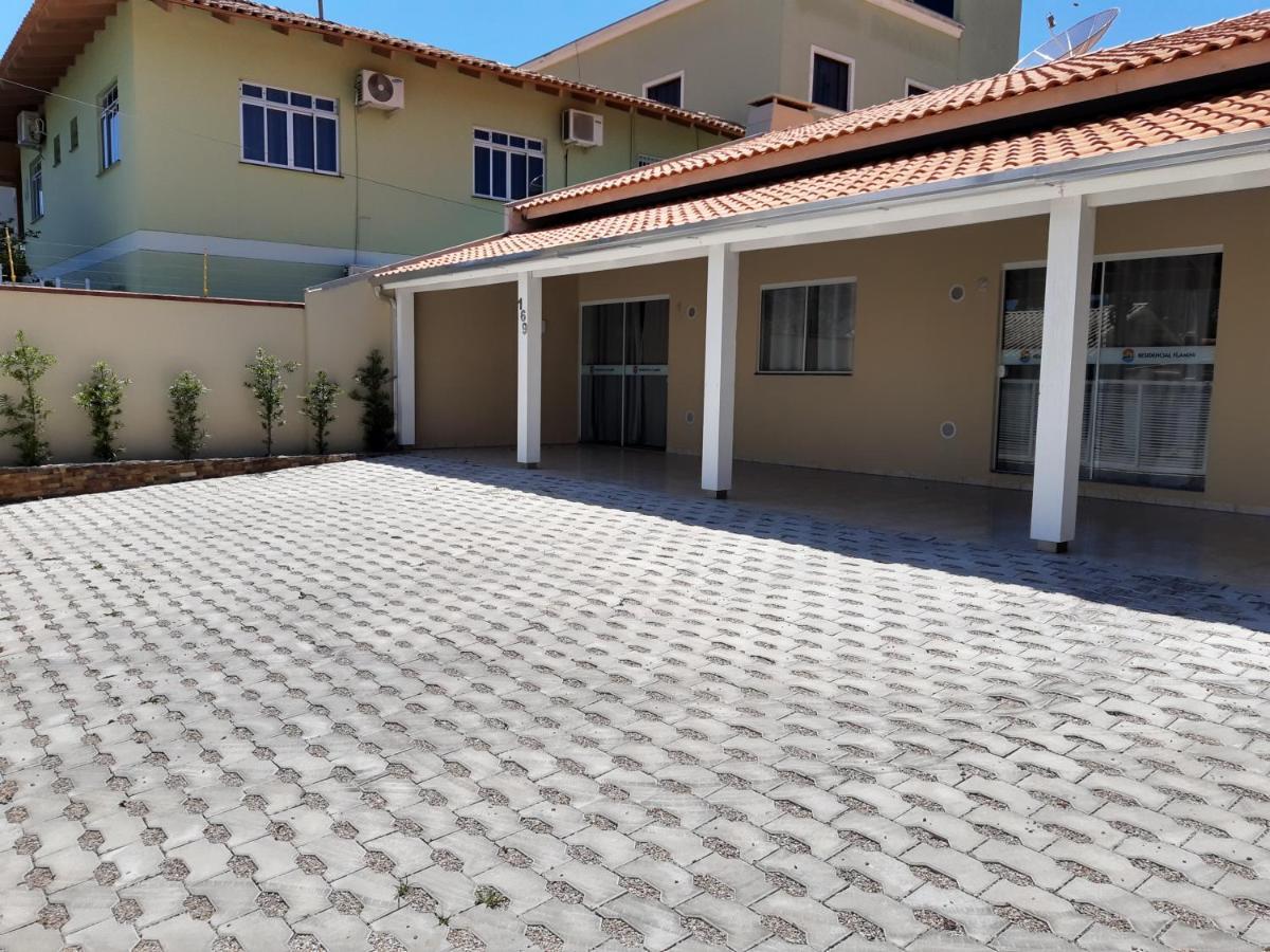 Residencial Flamini Apartment Bombinhas Exterior photo